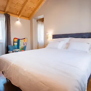 4* Couette-café Mijama